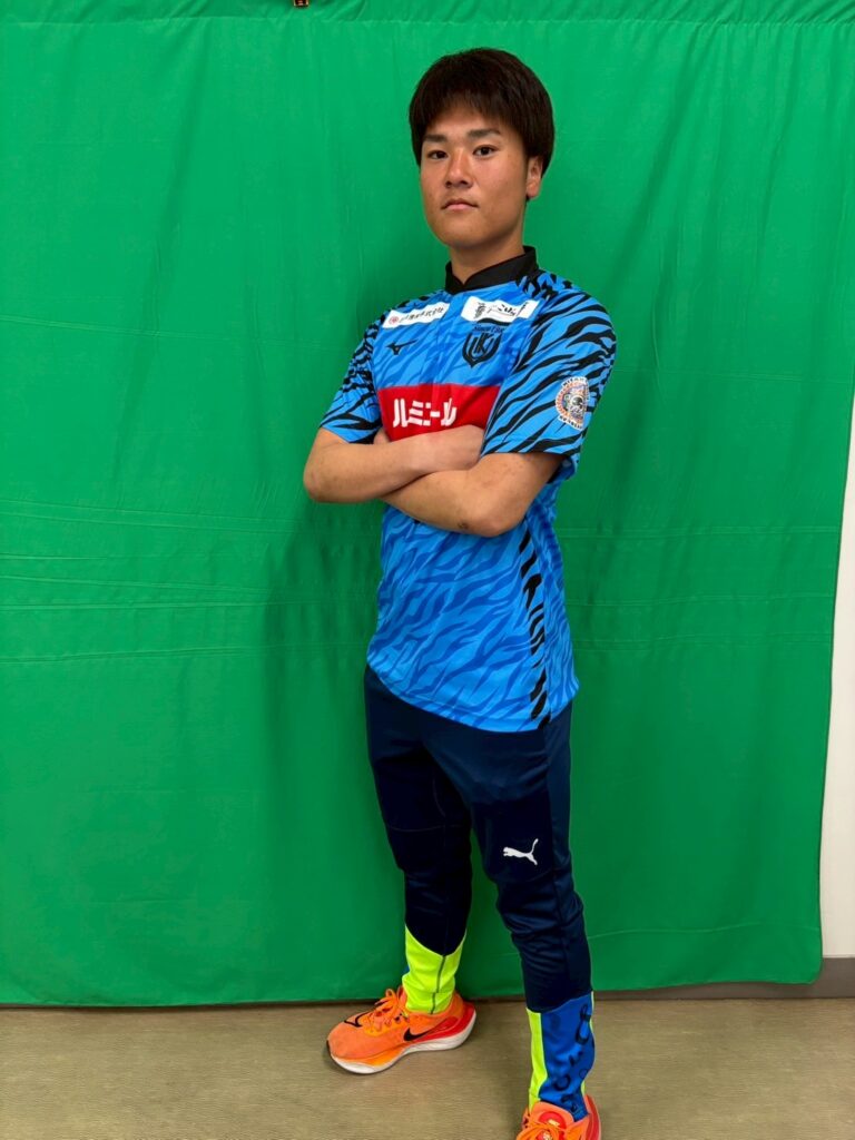 吉丸 倫功 (YOSIMARU RIKU)